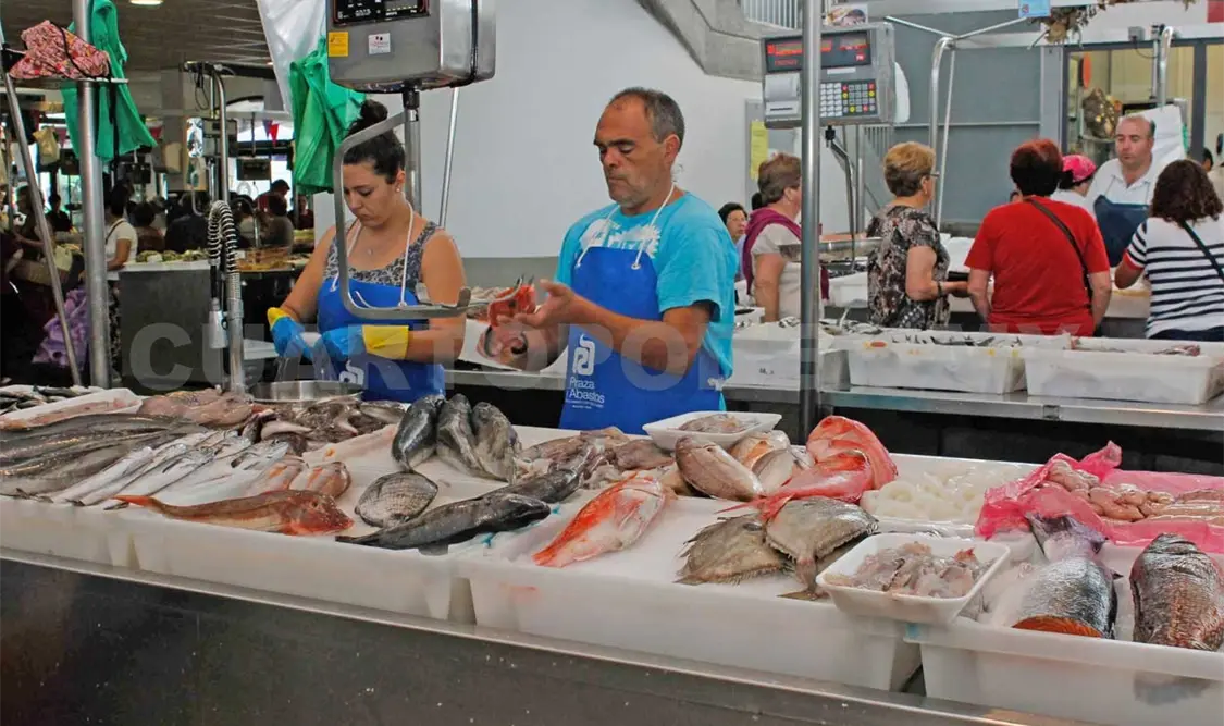 Garantizan abasto de pescados y mariscos