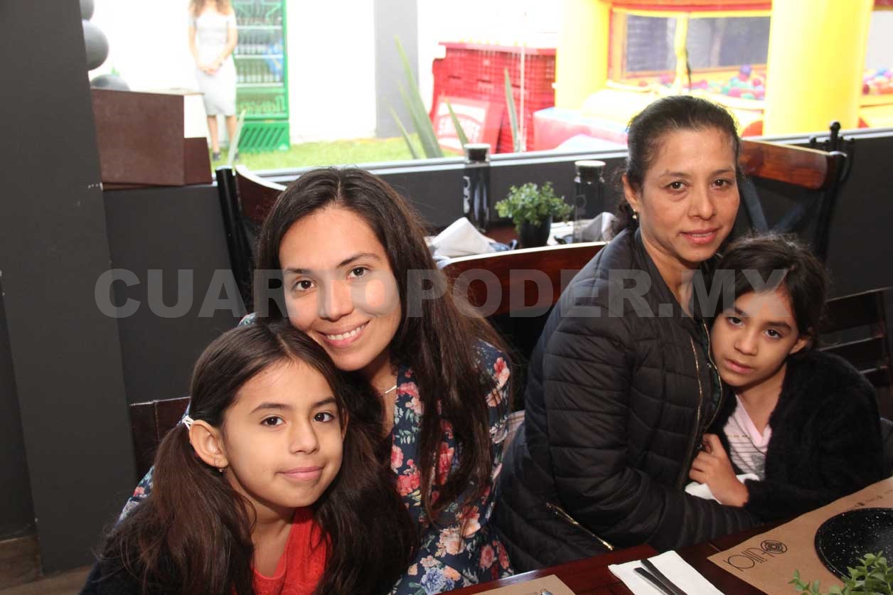 Capitalinos convivieron en familia
