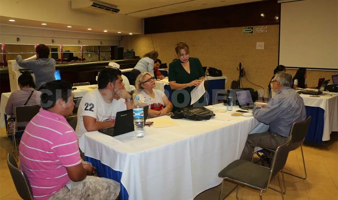 Prestadores de servicios cumplen con registro