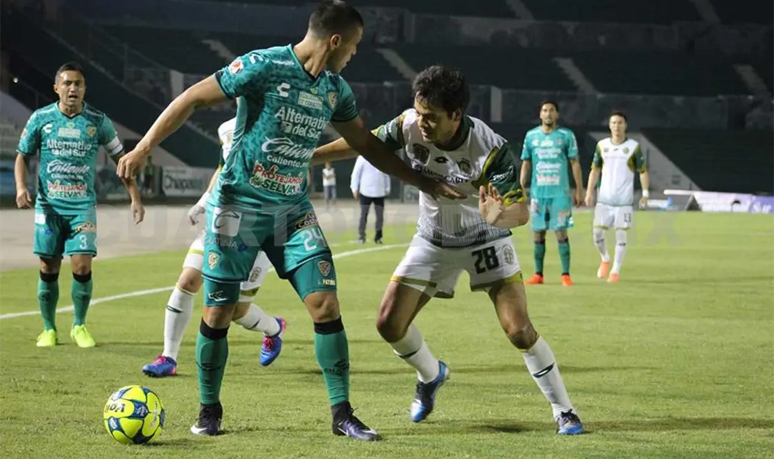 Jaguares remonta y se instala en octavos