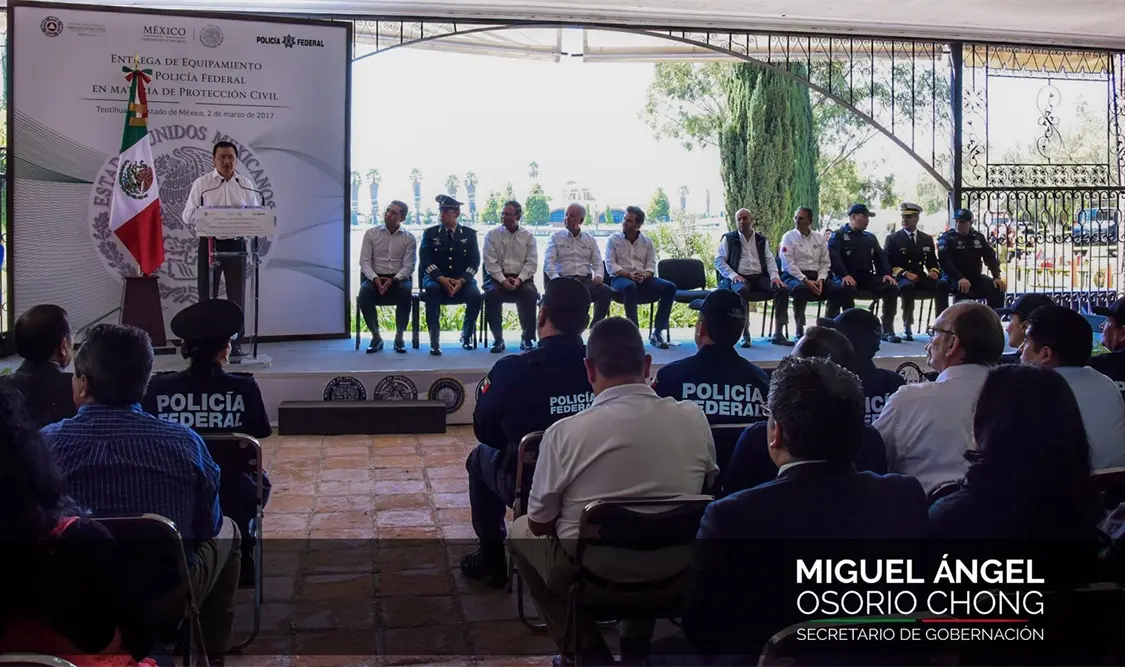 México y EUA deben trabajar en conjunto, no como contrarios: Osorio Chong