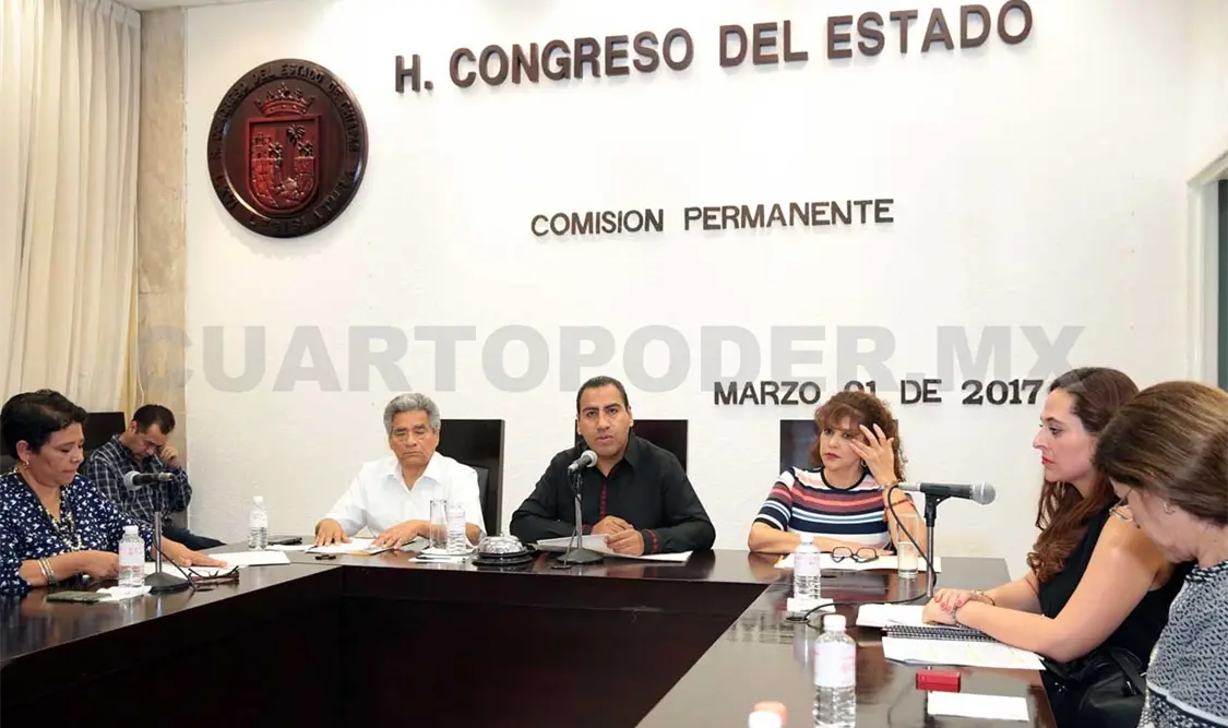 Facultan al IEPC para presentar iniciativas de ley