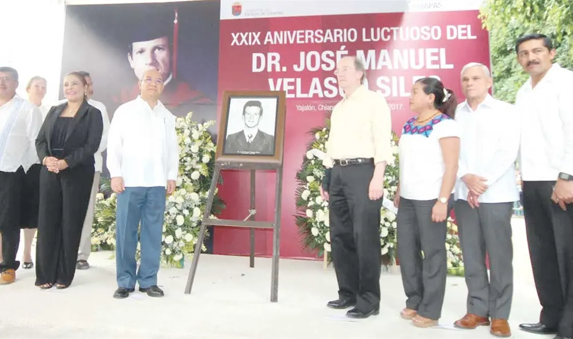 Recuerdan a Manuel Velasco Siles en su aniversario luctuoso