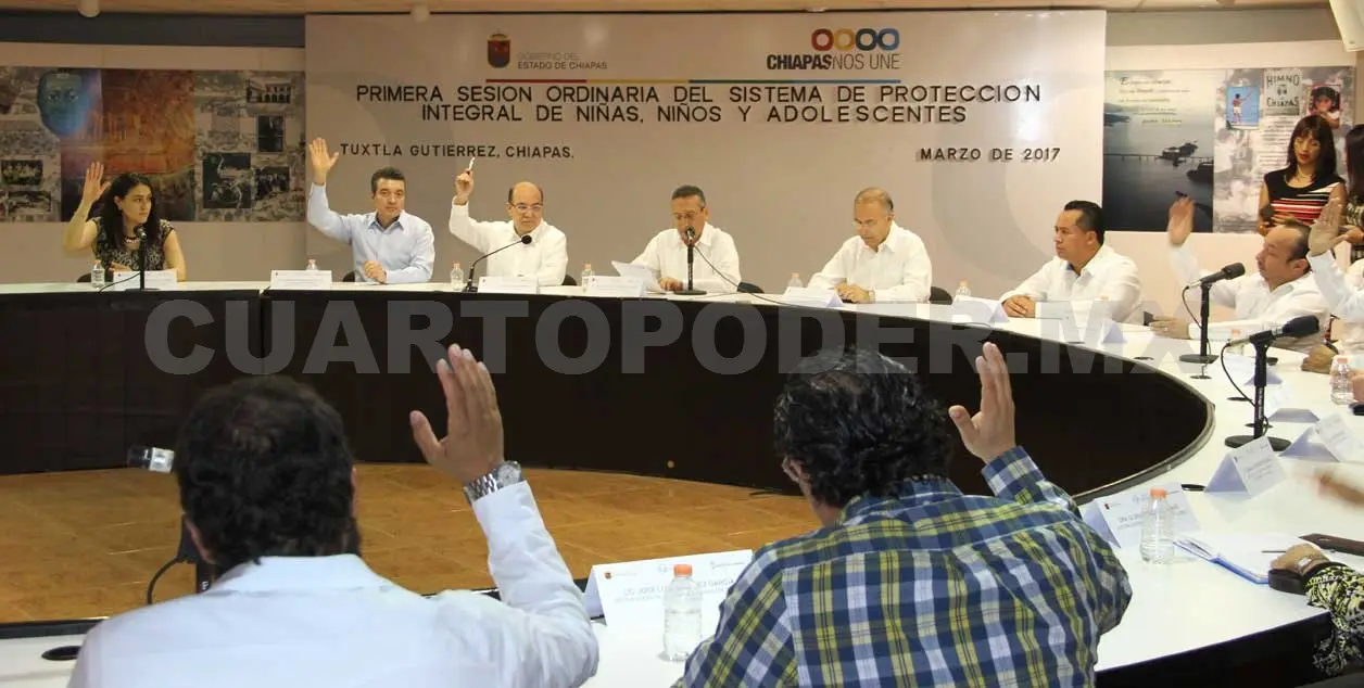 Chiapas le apuesta al futuro de la niñez y juventud: Aranda