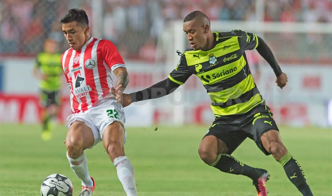 Necaxa y Santos se miden en Copa