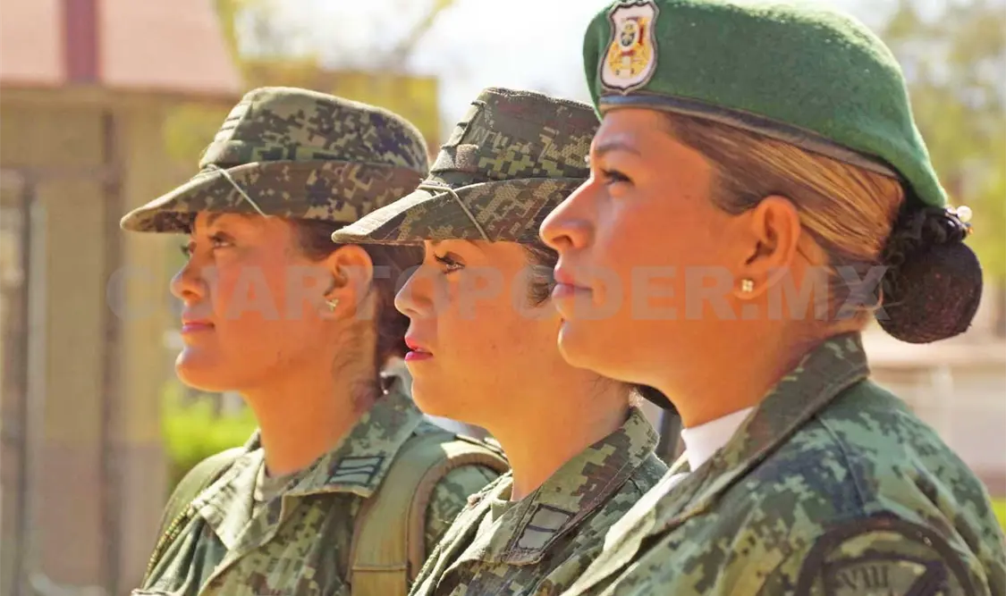 Madres cuidan a sus hijos y al país