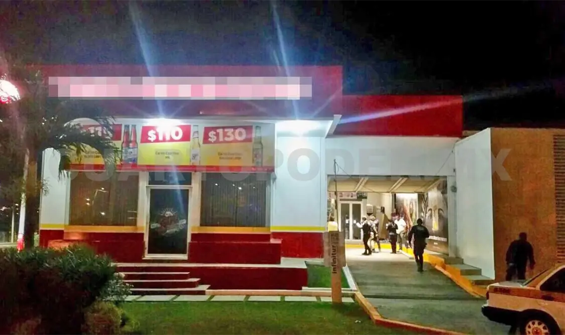 Policías frustran robo de cajero automático
