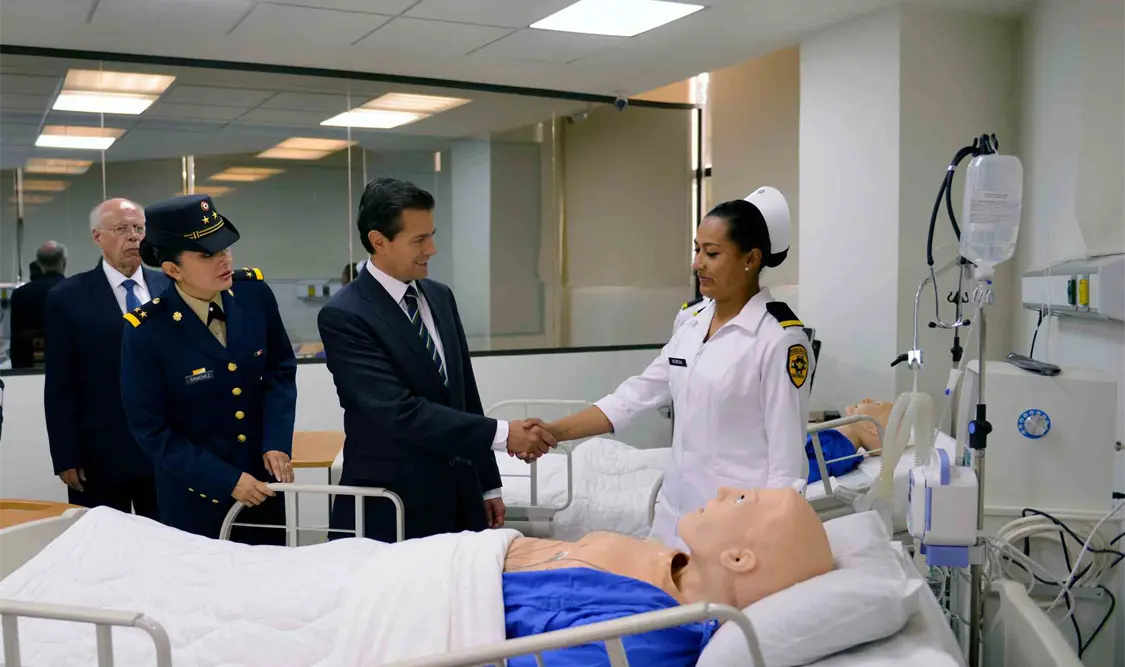 Ejército mexicano se distingue por humanismo y vocación de servicio: Peña Nieto
