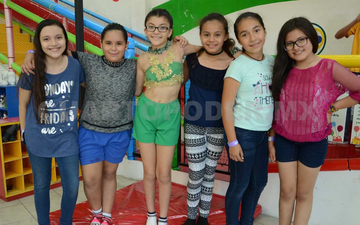 Monserrat cumplió 11 años