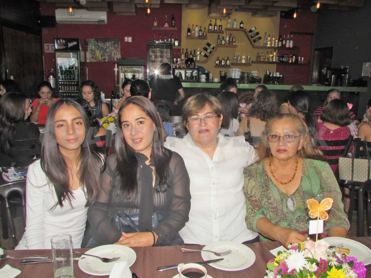 En espera de la pequeña Elena