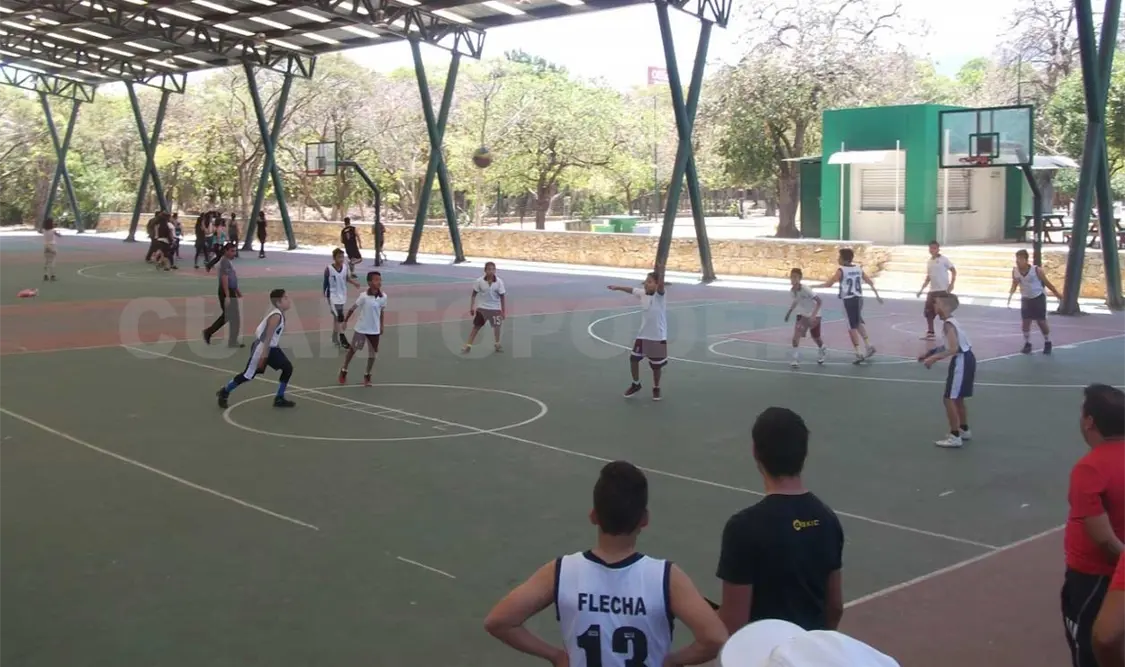 Niños campeones de la “Rodulfo Figueroa”