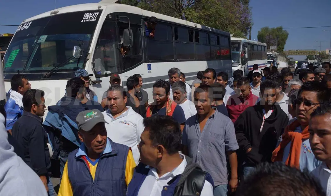 Estalla huelga de transporte urbano