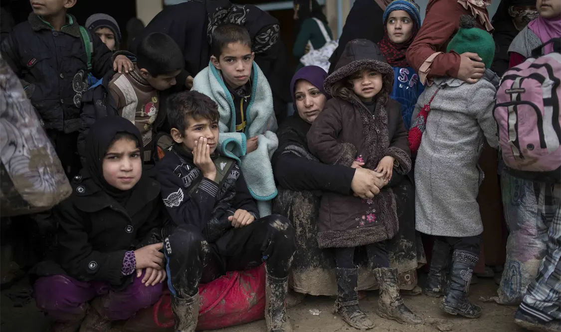 Más de 400 mil niños afganos en riesgo de abandonar la escuela