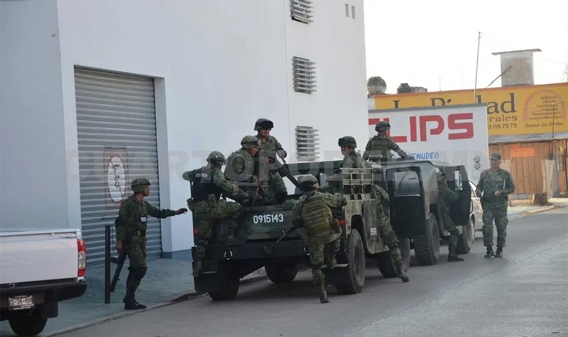 Detienen a militar por agredir a su esposa