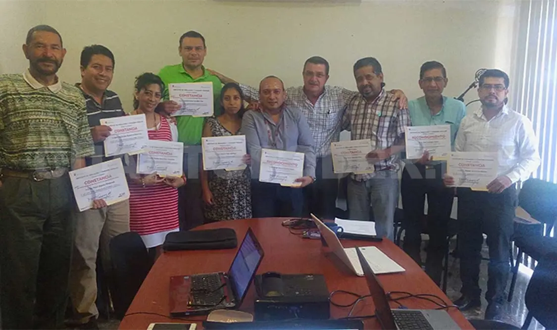 Imparten curso al personal del IPCR
