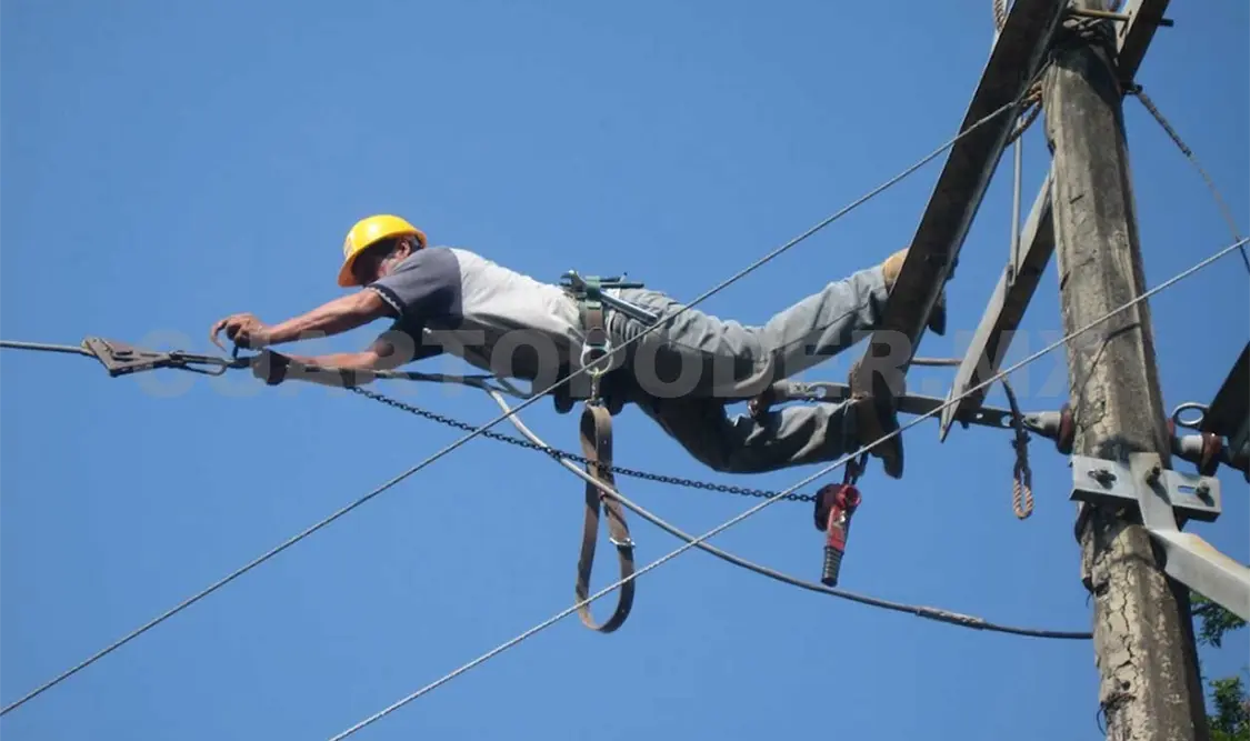 Tecnología vieja encarece cobros de energía