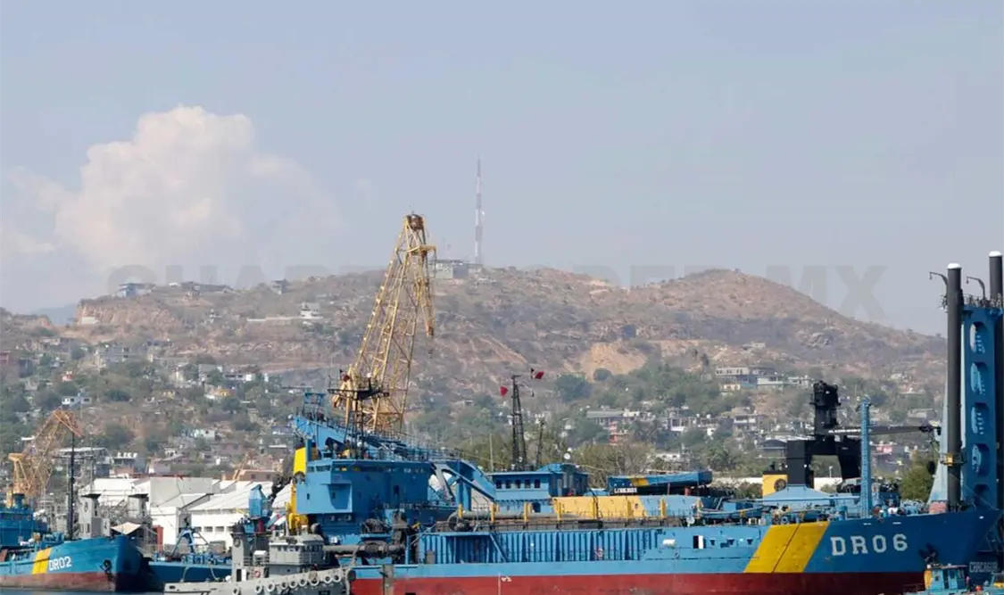 Entre las instalaciones que ocupa Pemex dentro del puerto se encuentran un muelle para cargar gas y un espacio para atender buque tanques.