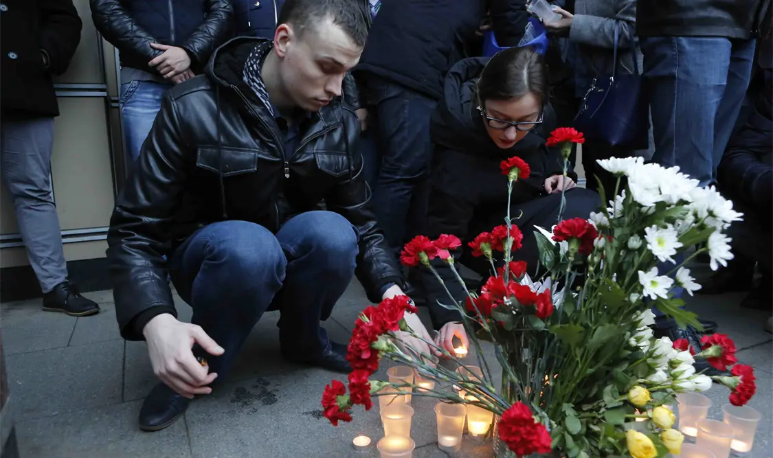 Putin no descarta acto terrorista en explosiones en metro de San Petersburgo