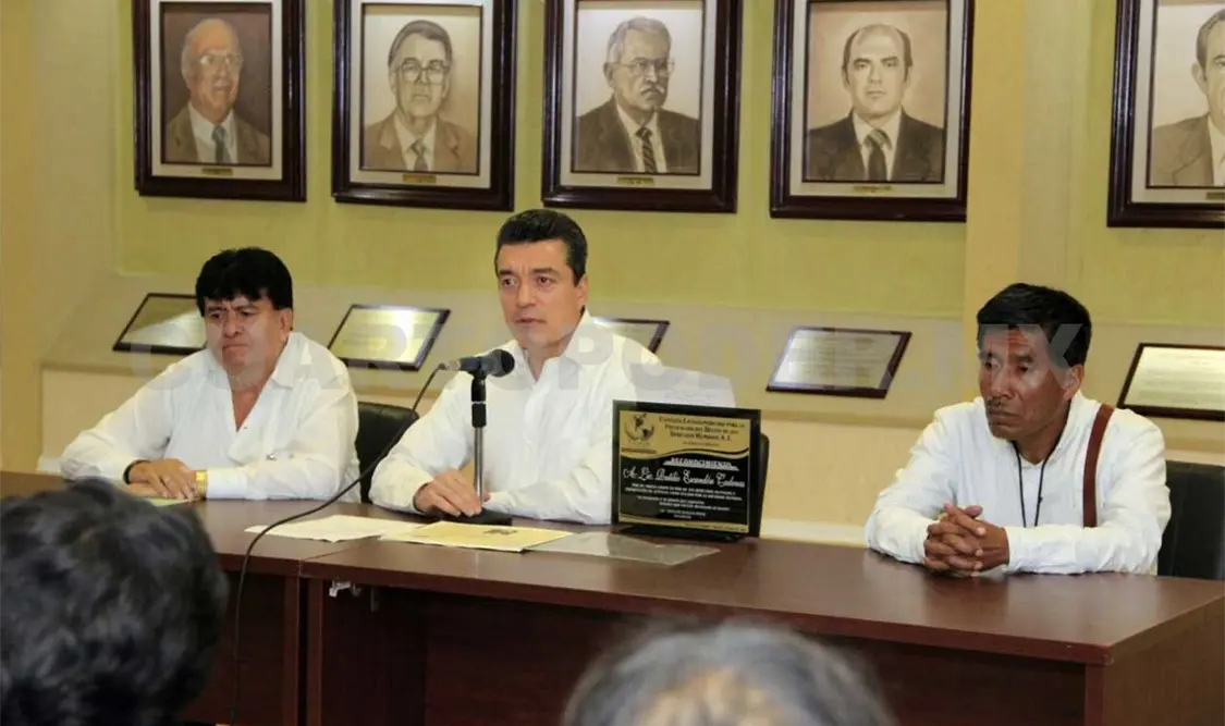 Distinguen a Escandón por defensa de derechos humanos