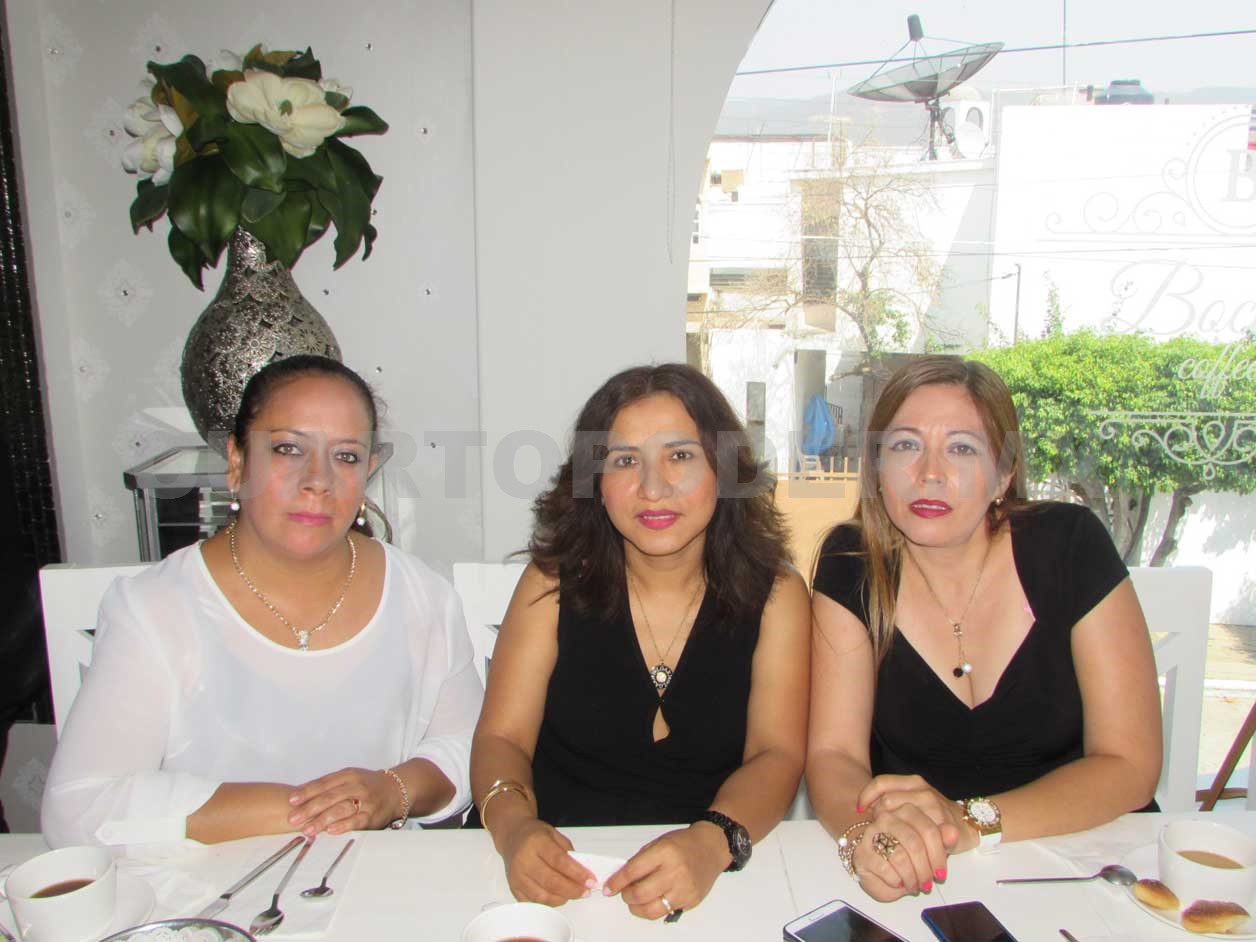 Ivonne celebró con un ameno desayuno