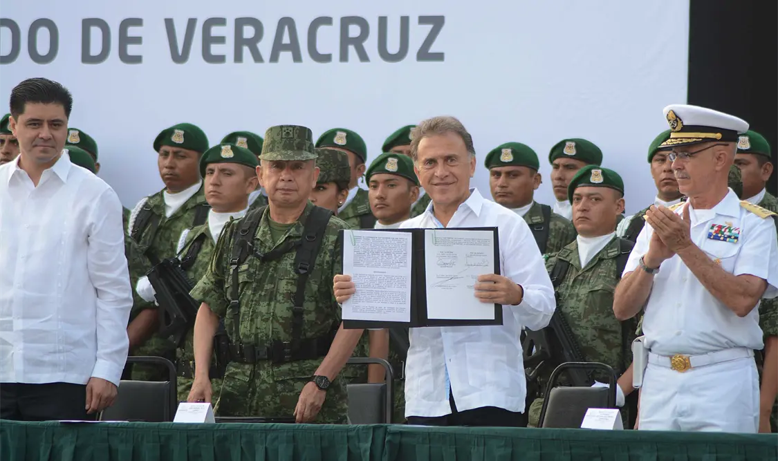 Arriban militares a Veracruz para reforzar operativo