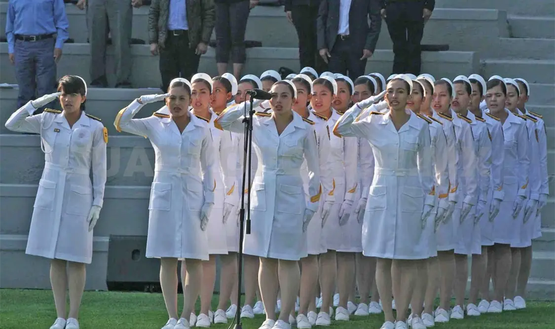 Escuela busca profesionalizar a los militares