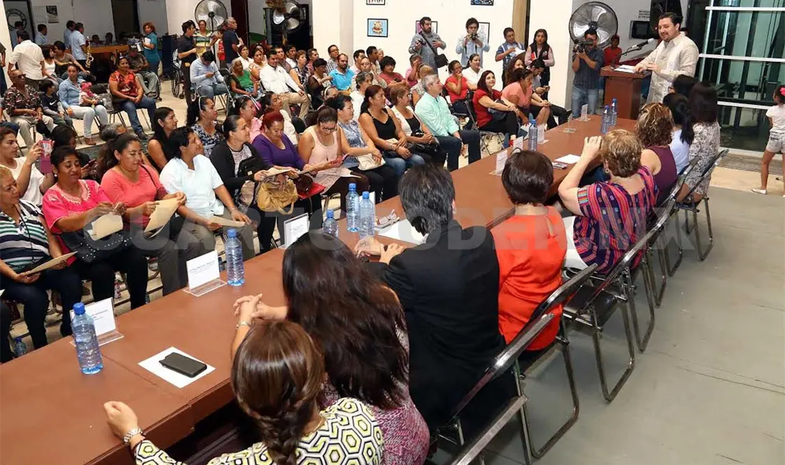 Reconoce Castellanos tenacidad laboral de mujeres