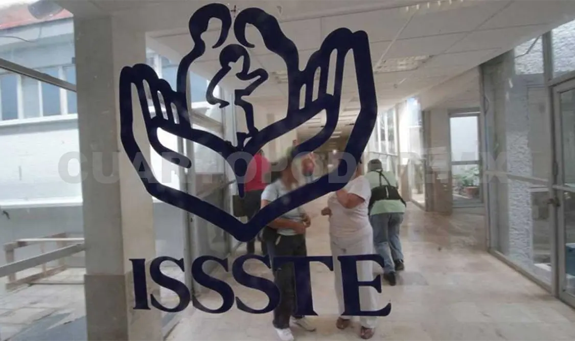 Inhabilita SFP por diez años a dos funcionarios