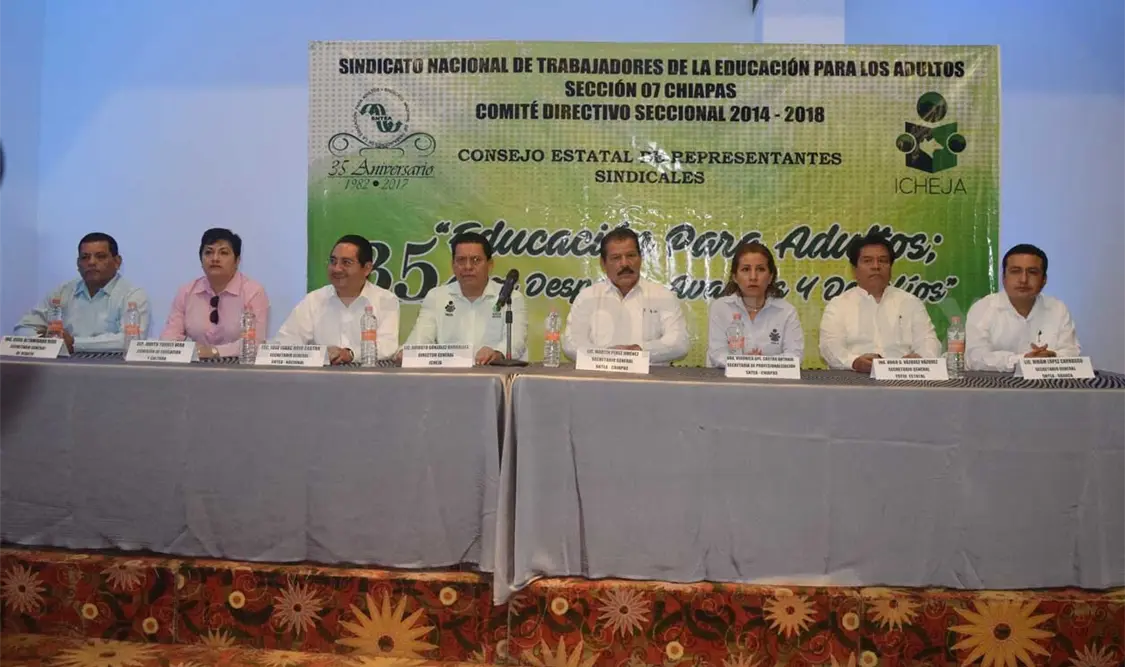 Aspiraría México en 5 años a ser declarado libre de analfabetismo