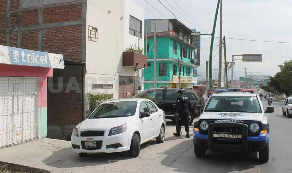 Pistoleros asaltaron a cuentahabiente