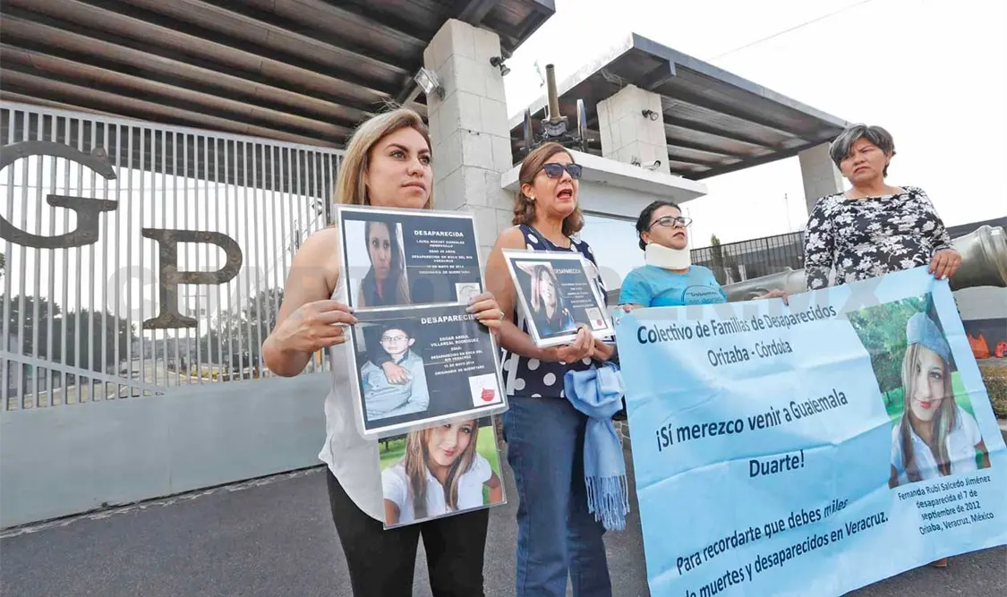 Madres de desaparecidos “visitan” a Javier Duarte