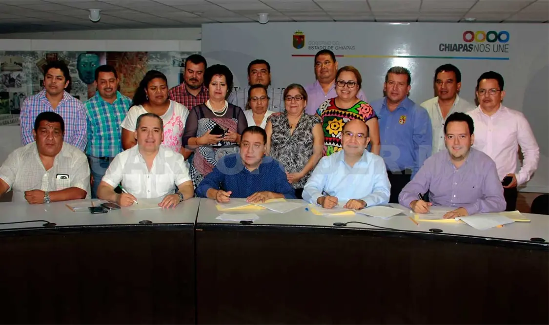 Gobierno y Sección 50 logran acuerdos