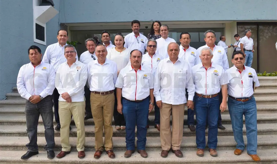 Conjuntan voluntades a favor de los jóvenes