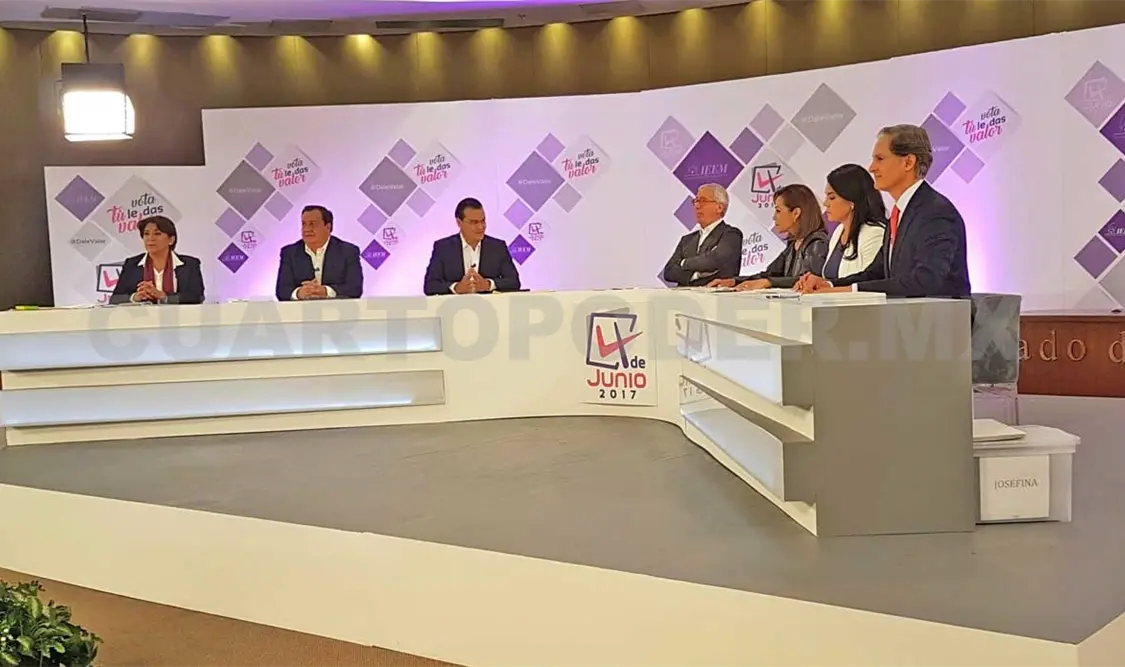 Primer debate de candidatos “deja empate”