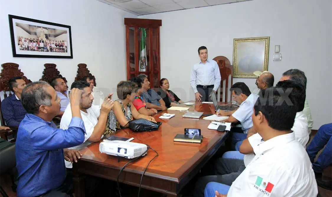 Mantienen apertura con organizaciones civiles