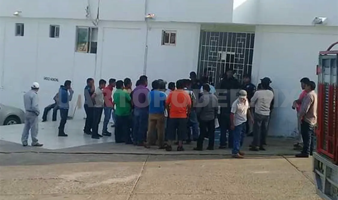 Sindicatos se pelean obra