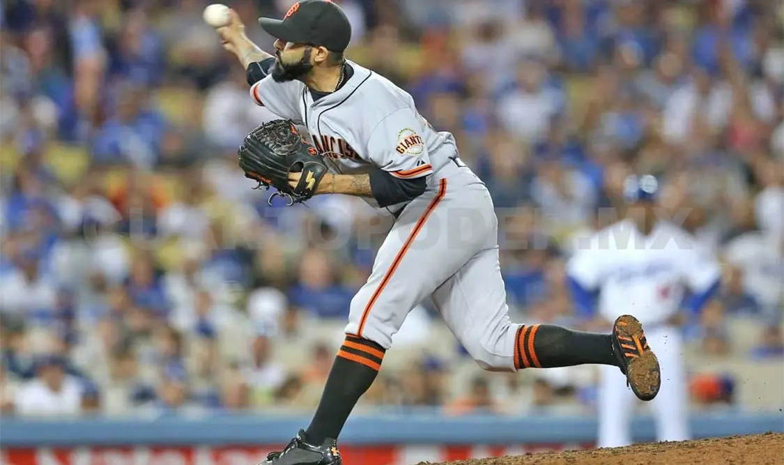 Gigantes supera por pizarra de 2-1 a Dodgers