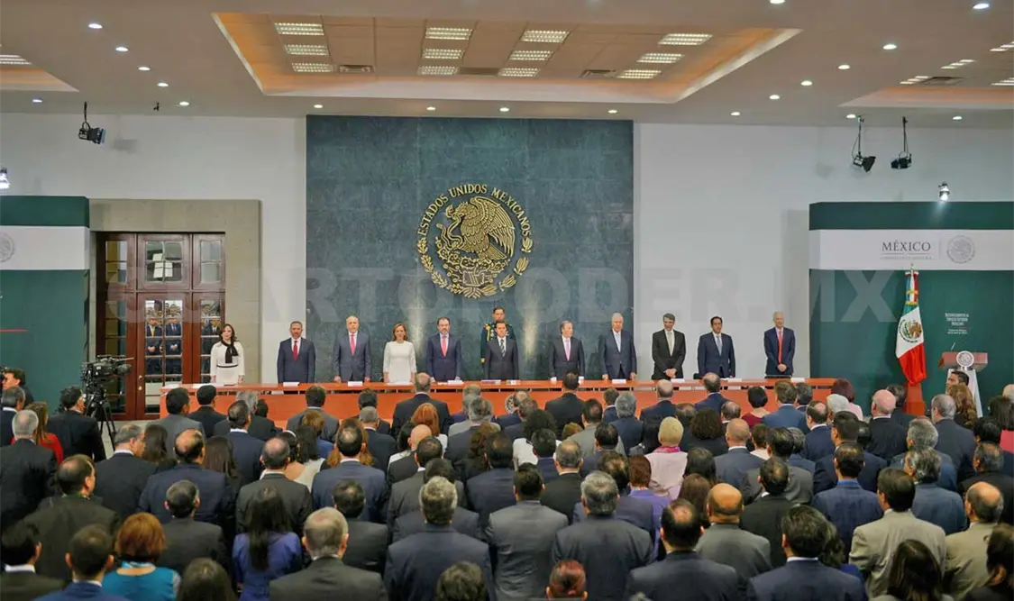 Firma EPN acciones para fortalecimiento del exterior