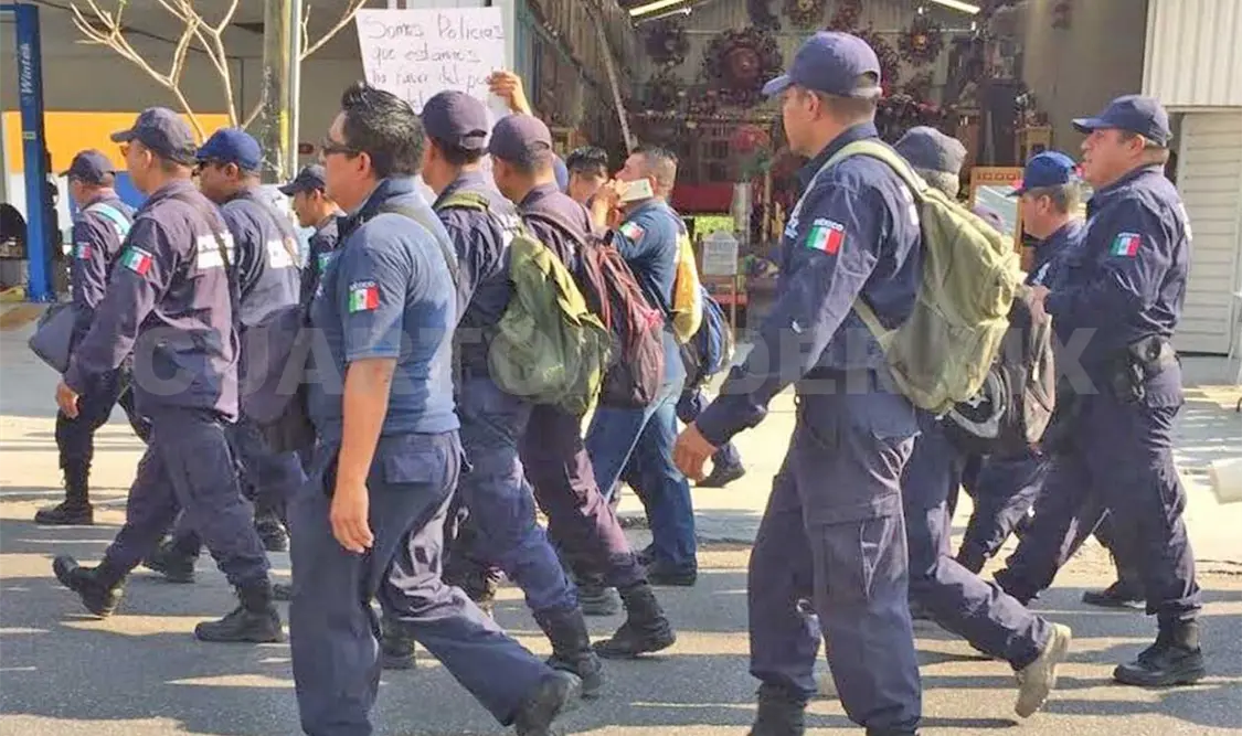 Policías fortalecen sus condiciones laborales