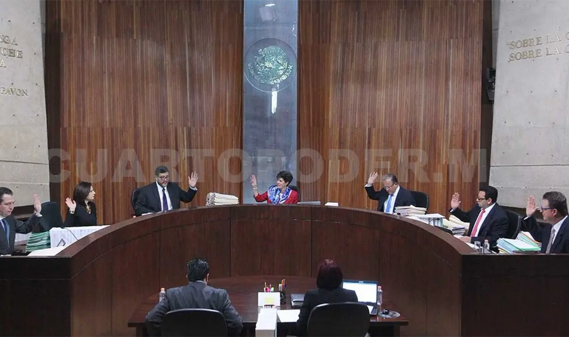 Las tecnologías representan un reto para los docentes, dijo De la Mata Pizaña. Agencias