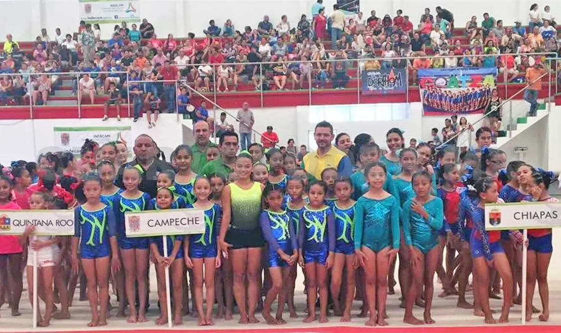 Wolosky Gym con medallas en regional