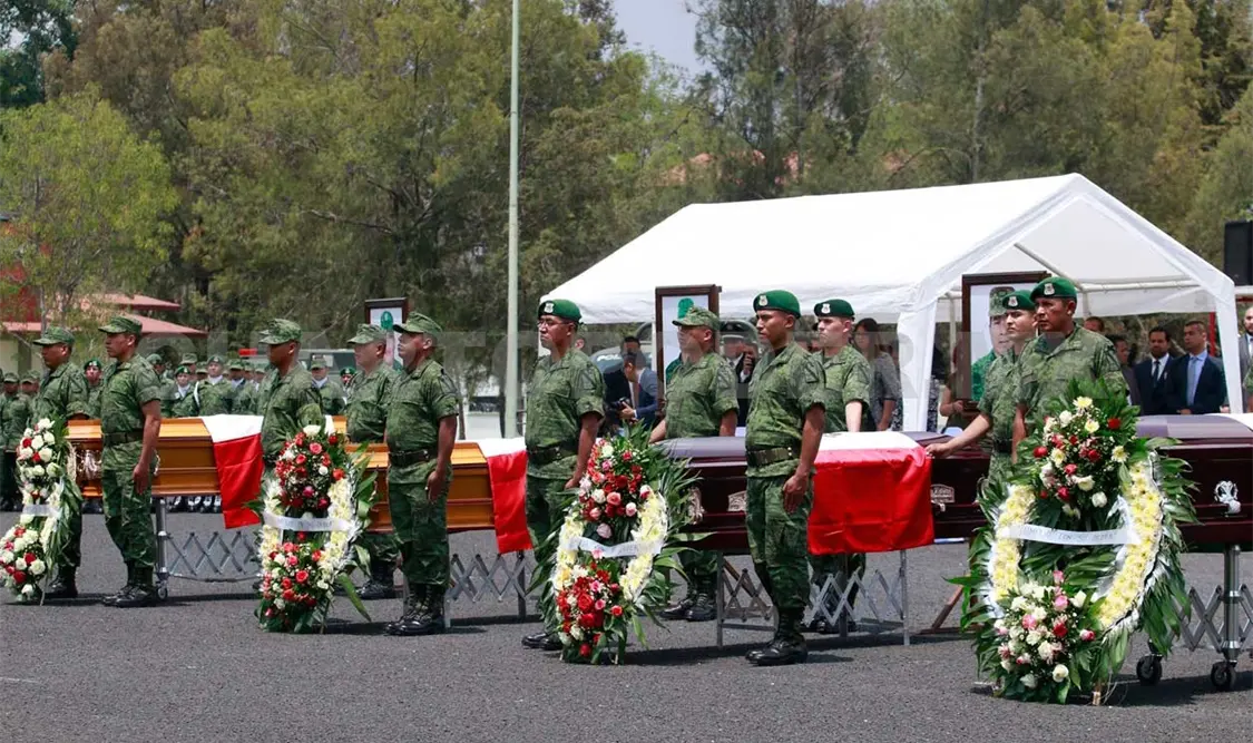 Aplicaremos la ley contra agresores de militares: EPN