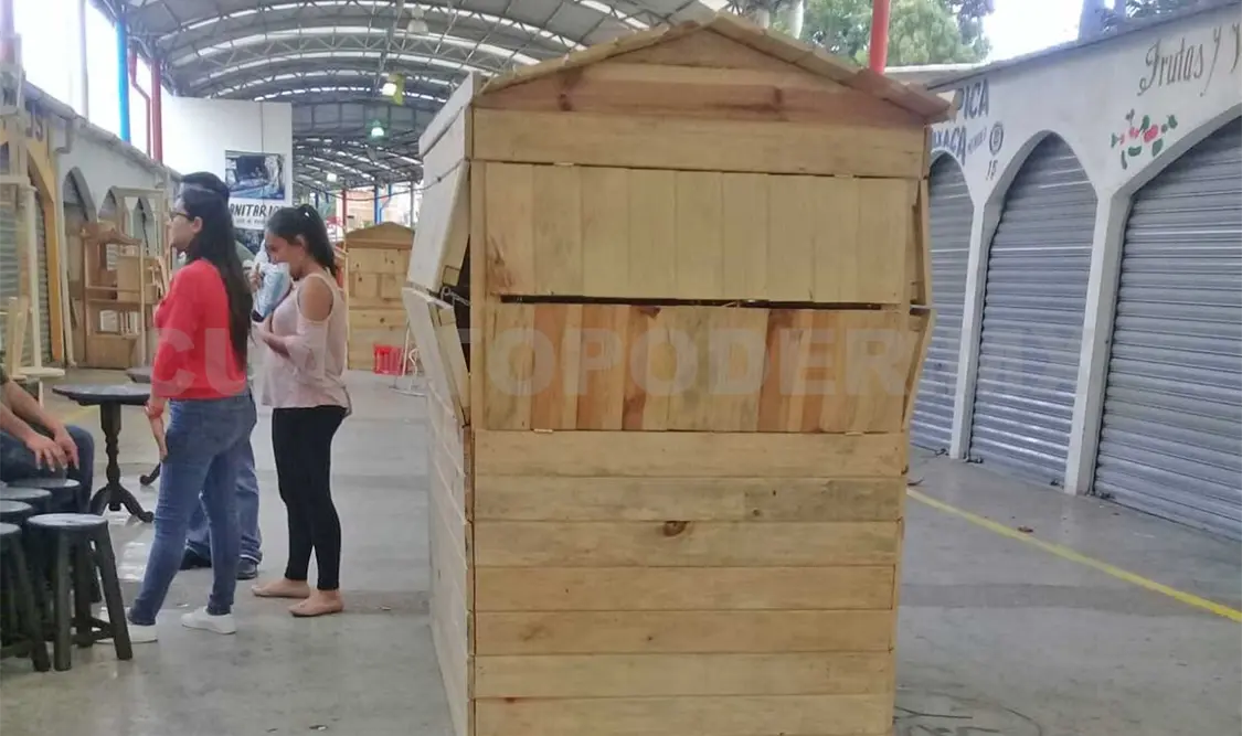 Comerciantes instalan nuevos puestos sin permiso