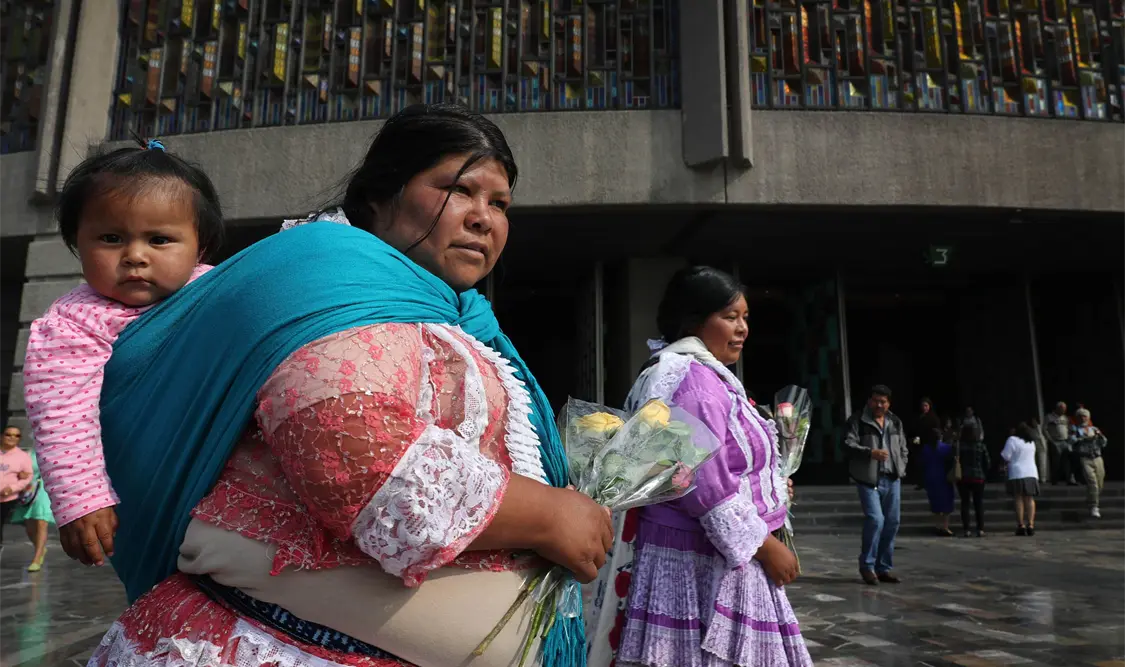 Flores y electrodomésticos, regalos que más reciben las mamás en su día