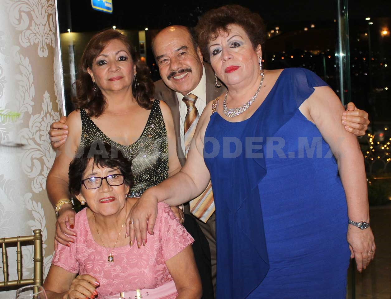 Mariana disfrutó sus XV