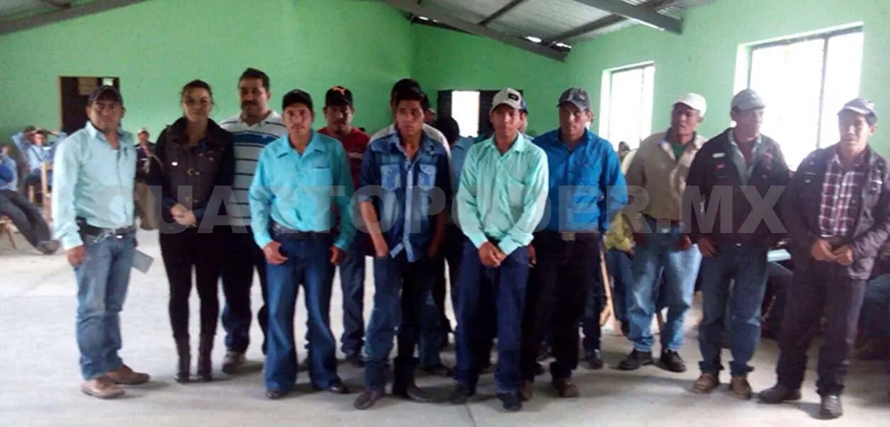 Tras diálogo familias retornan a sus hogares