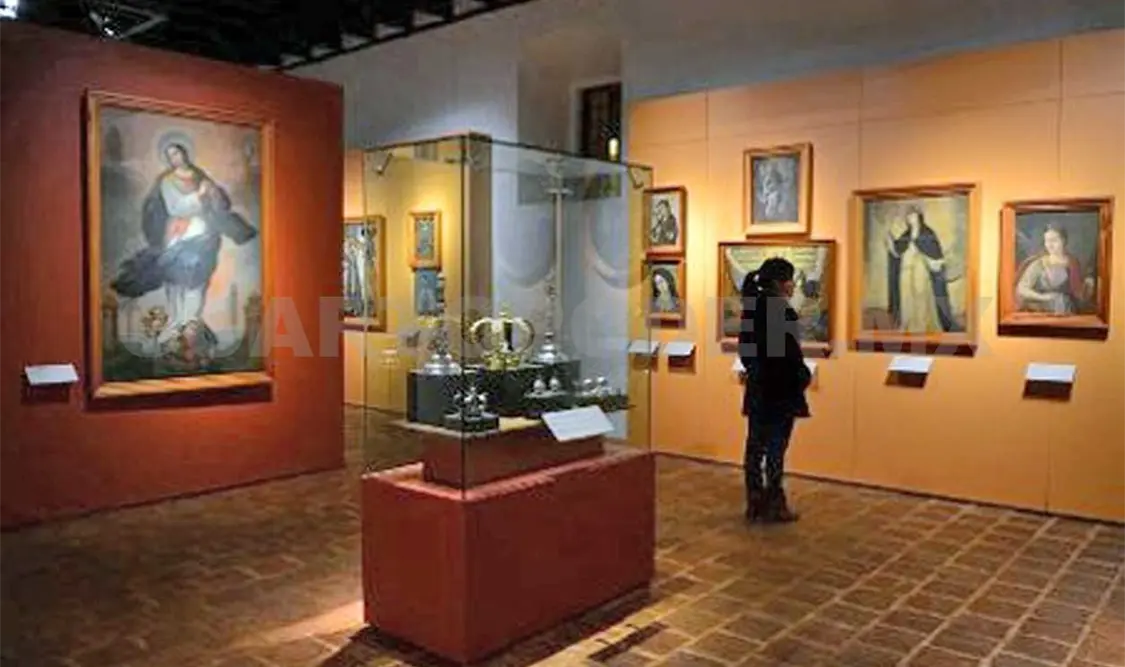 Exponen piezas del arte de la metalistería