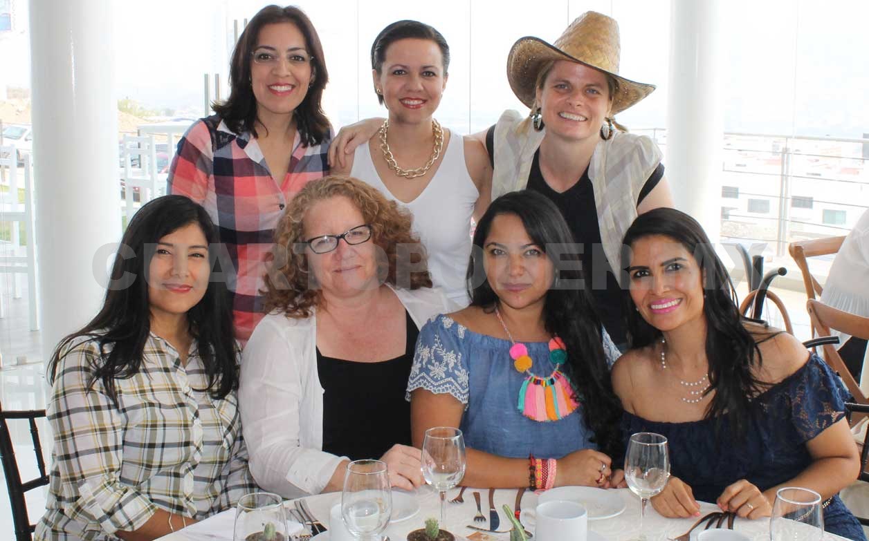 Merecido festejo para las mamás