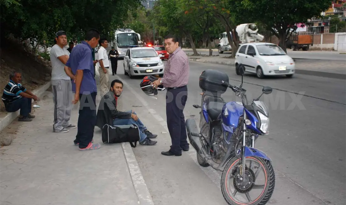 Iba en moto, llegó en ambulancia