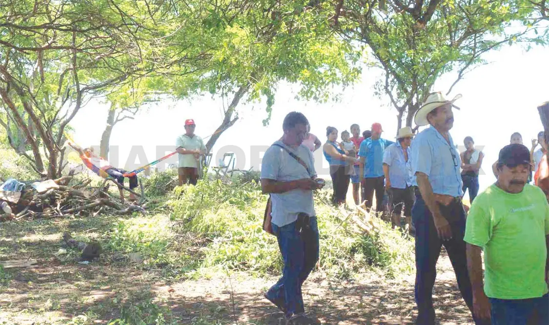 Paracaidistas invaden predio en Tapachula